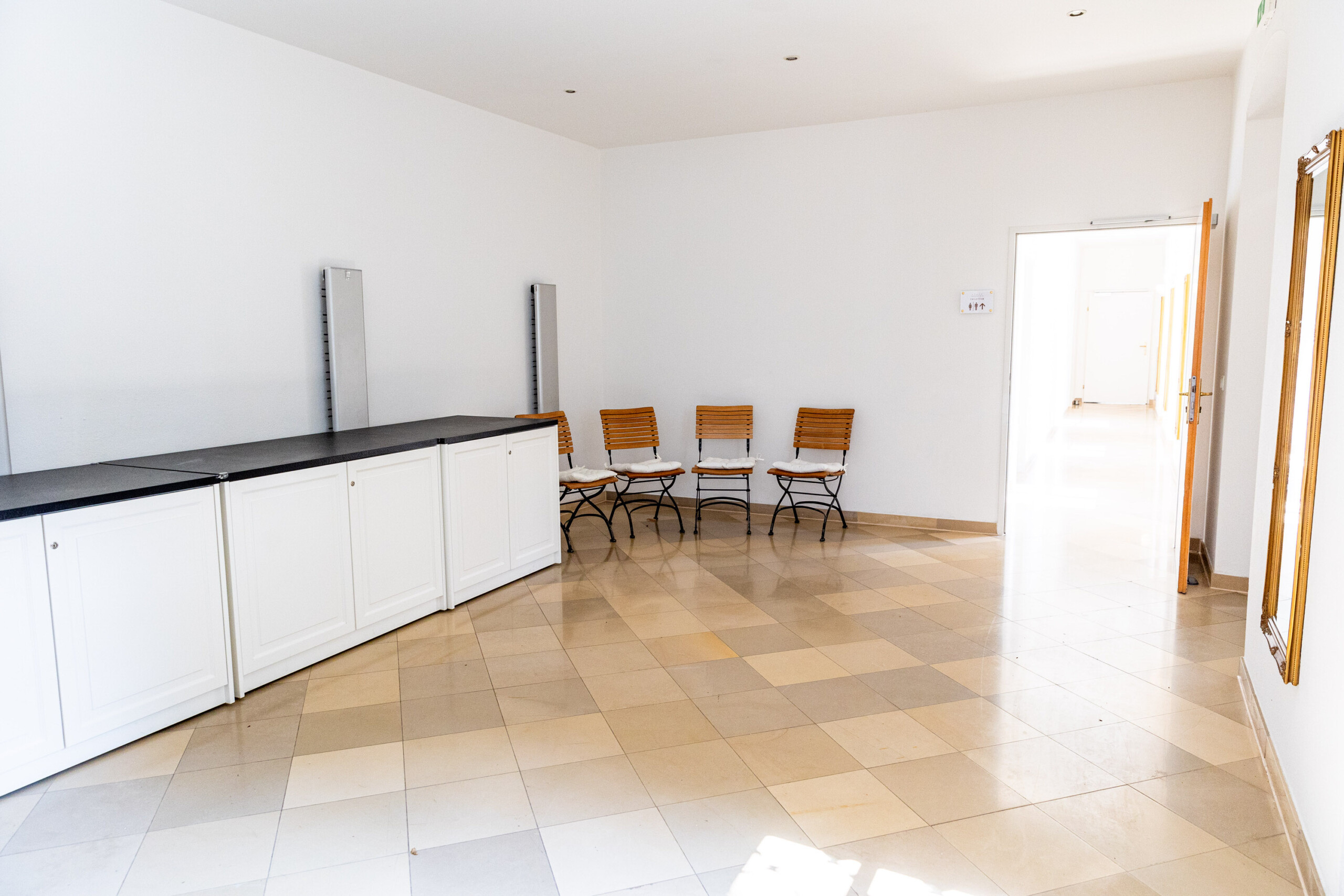 Buffetzimmer der ORANGERIE – Veranstaltungslocation Europahaus Wien