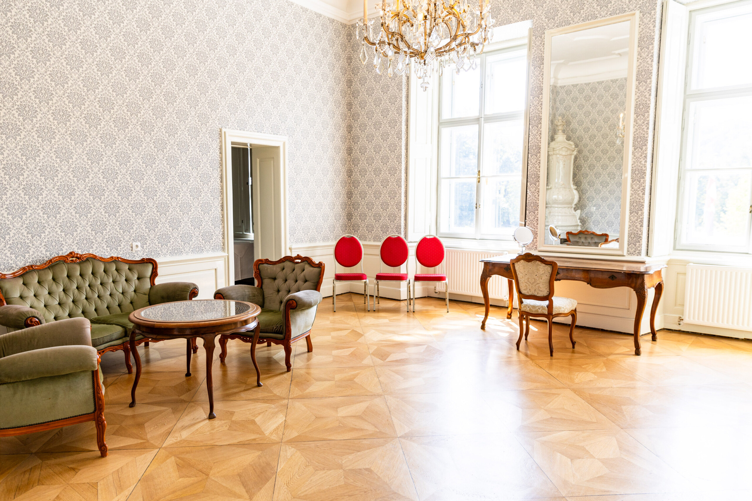 Europahaus Wien Schloss-Miller-Aichholz Sissizimmer