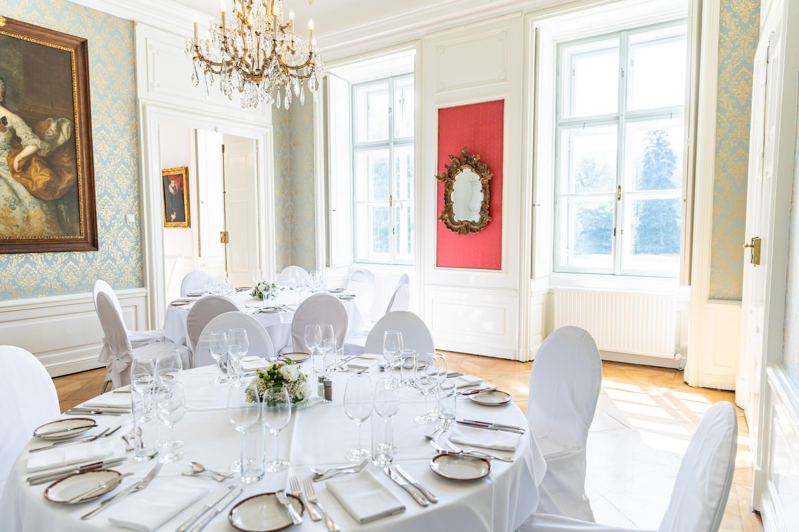 Europahaus Wien Schloss-Miller-Aichholz Theresienzimmer